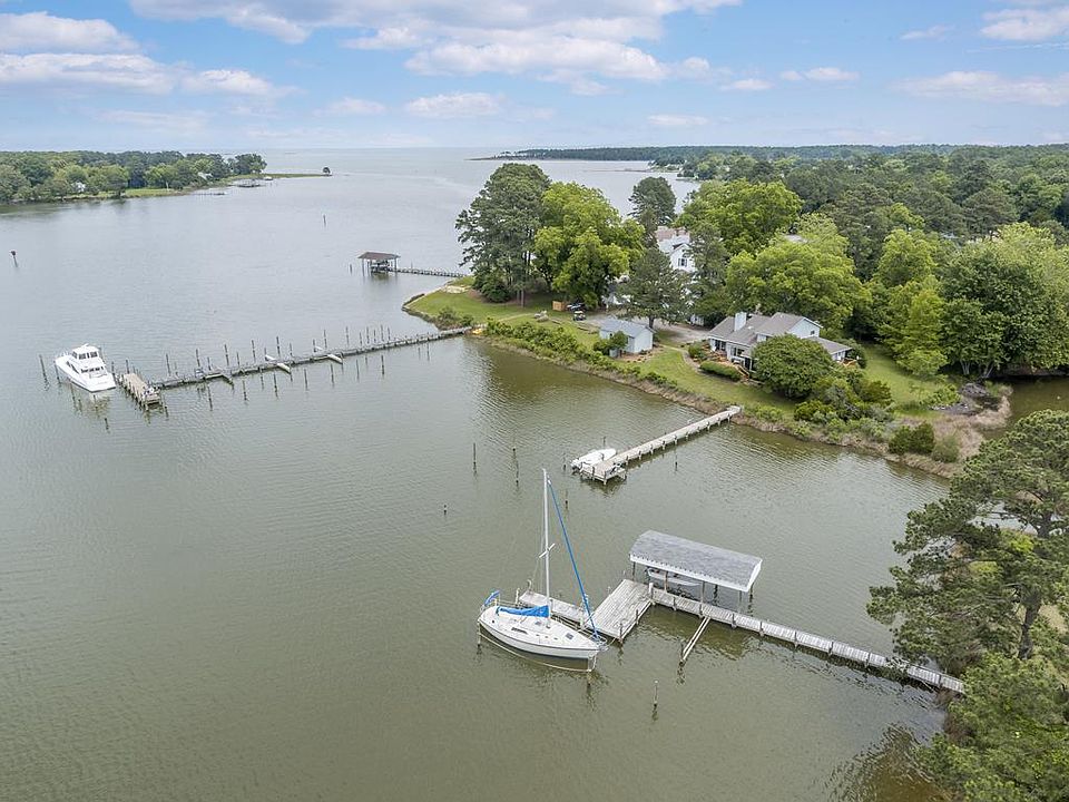 1st image of 172 Fleetwood Cir