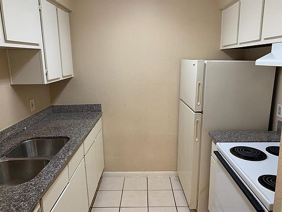 4th image of 1516 Bay Area Blvd APT H-9