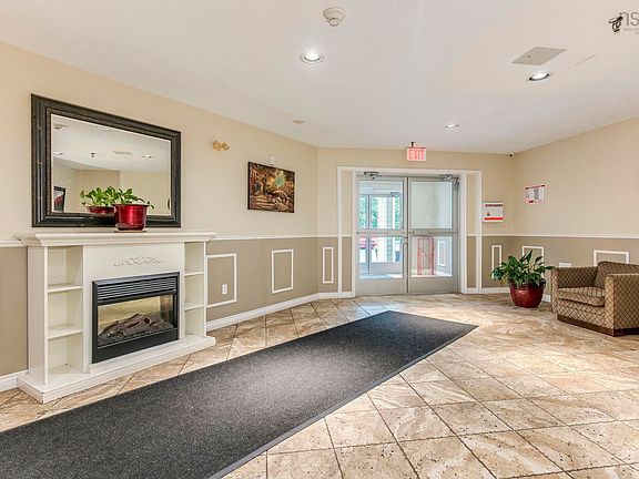 3rd image of 15 Langbrae Dr #417