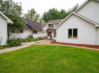 36623 Beachwood Dr, Cumming, IA 50061