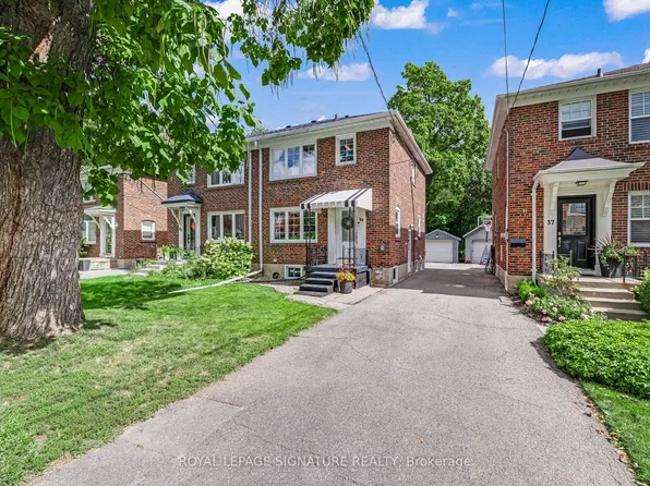 39 Brentcliffe Rd, Toronto, ON M4G 3Y4