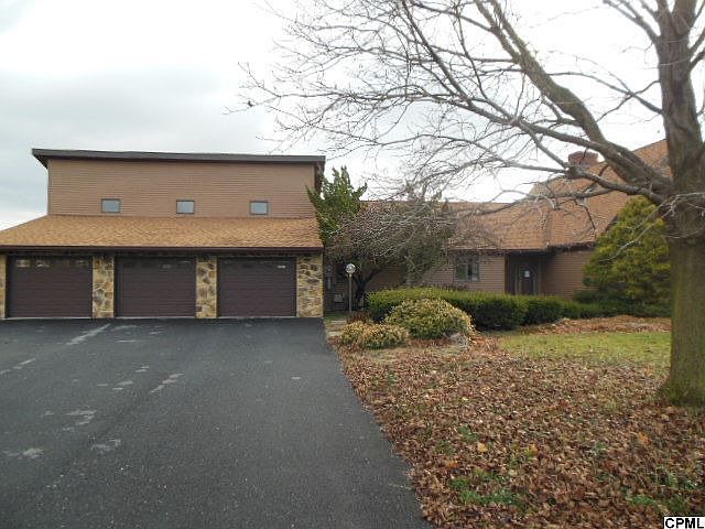 2nd image of 300 Hollow Brook Dr