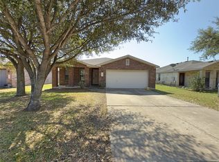 109 Salado Dr, Kyle, TX 78640