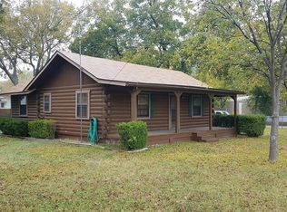 4301 Ovid Dr, Fort Worth, TX 76114