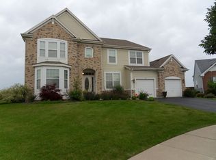 316 Hemlock Ct, Oswego, IL 60543