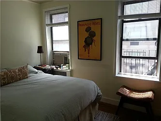 Rented by R New York
