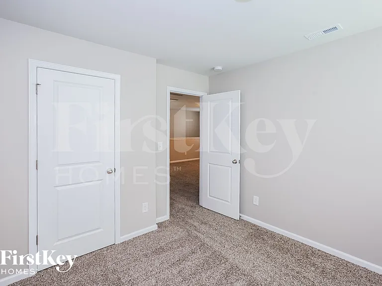 7318 Brawley Wood Ct — Photo 12
