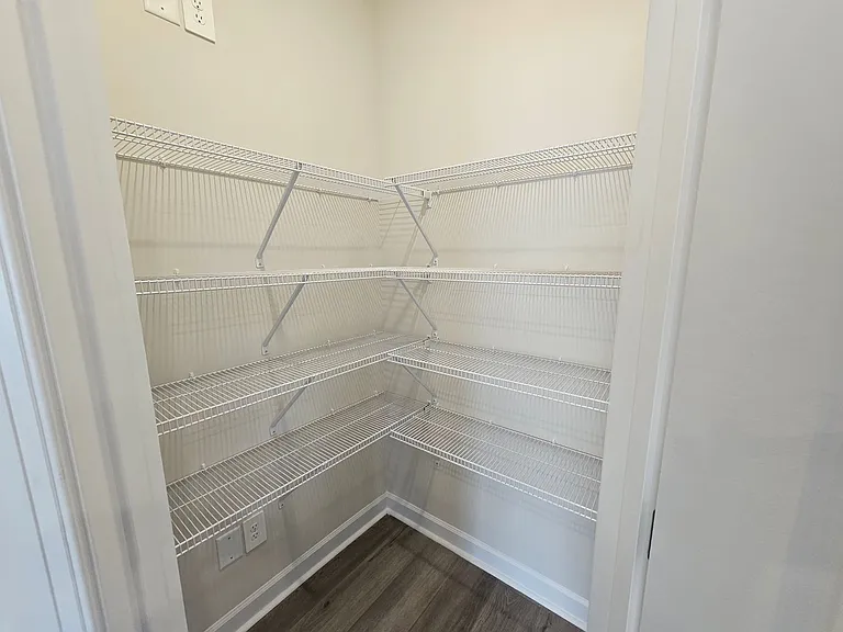 1203 Falling Acorn Ln — Photo 10