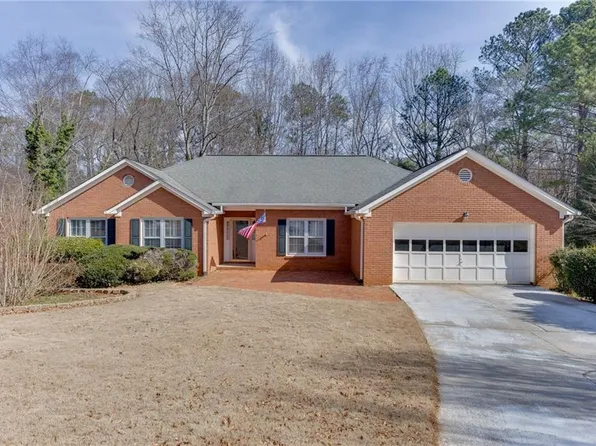 120 Timber Springs Way, Lawrenceville, GA 30043