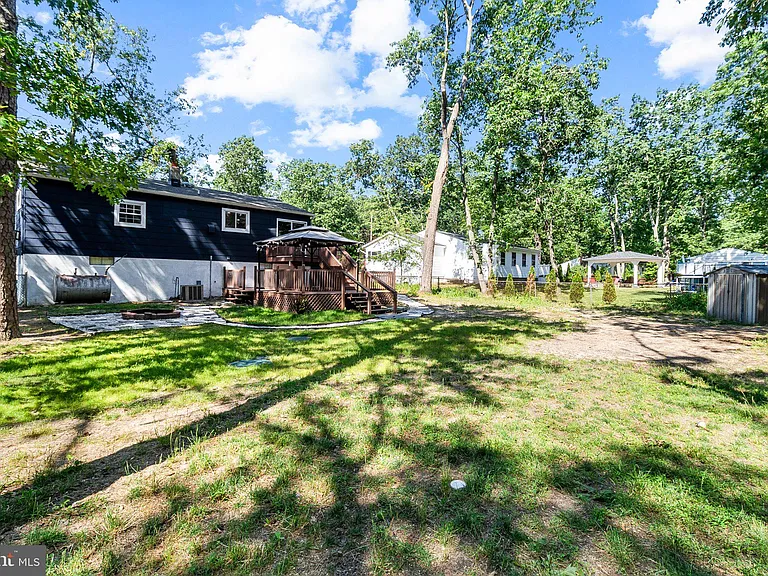 309 California Trl — Photo 31