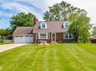 224 Edgewood Dr, Anderson, IN 46011