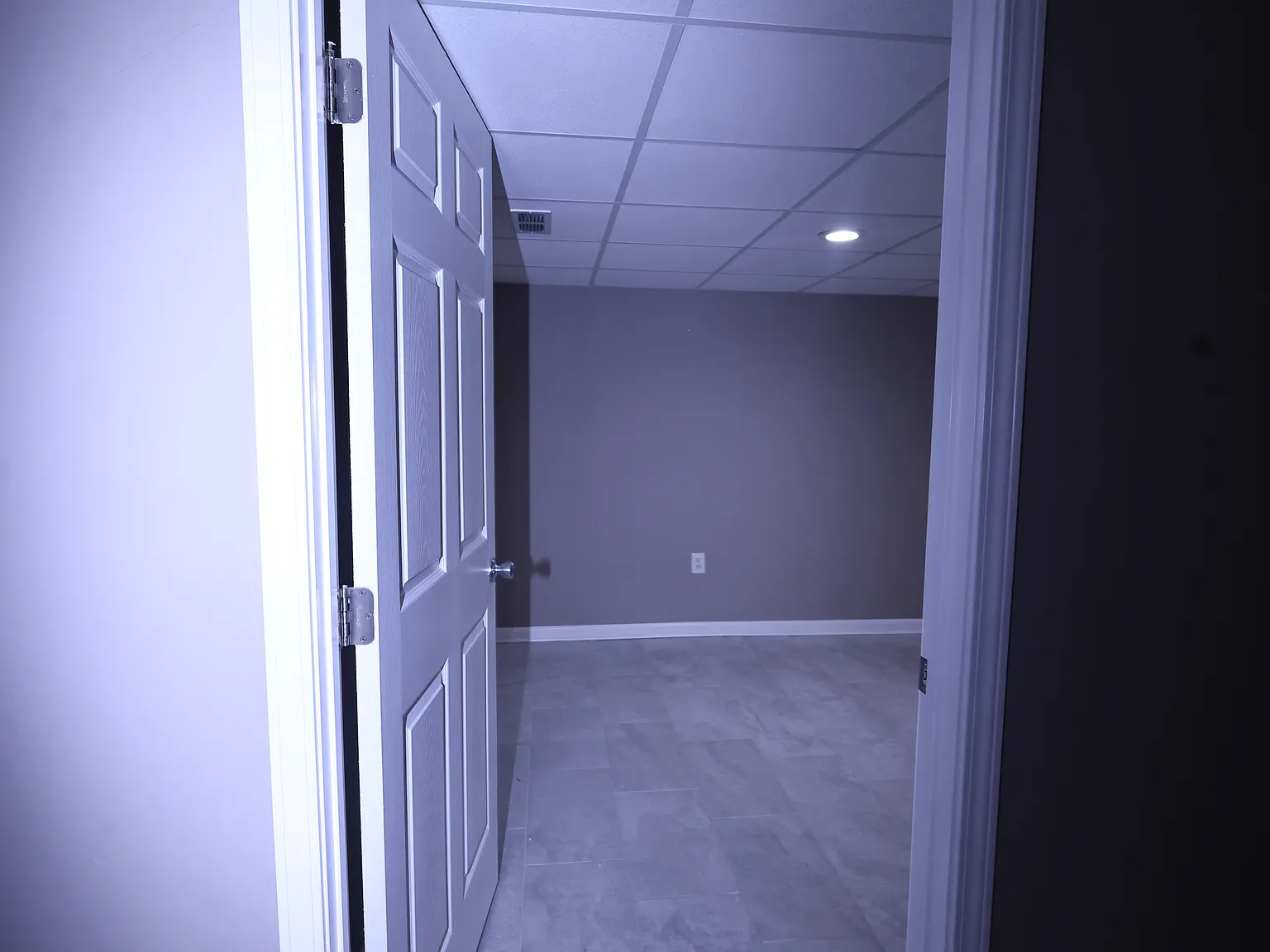 2 bed, 1800 sqft, $1,650 — Photo 3