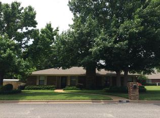 1400 S Rodgers Dr, Graham, TX 76450