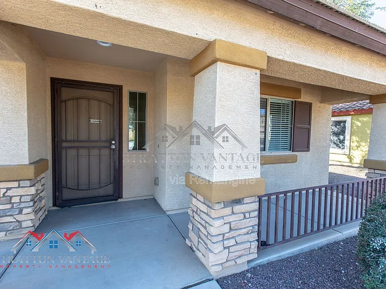 9096 N 97th Dr — Photo 5
