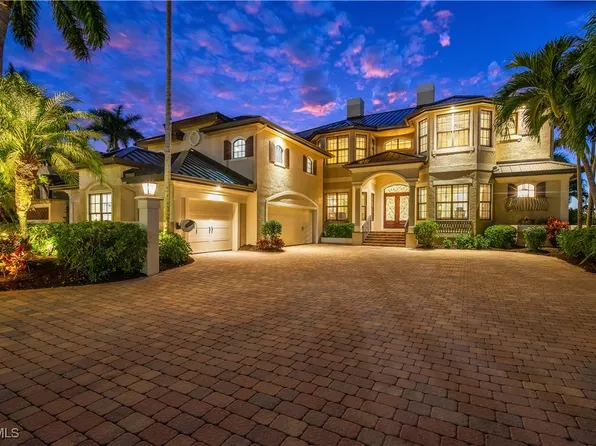 2840 Valencia Way, Fort Myers, FL 33901