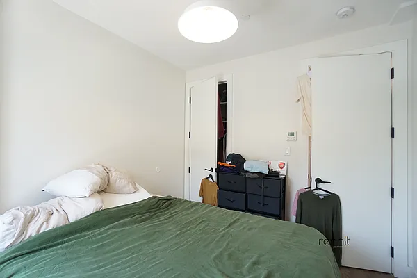 Rented by Rennit Inc. | media 9