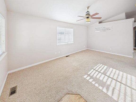 4th image of 2608 Miller Ave