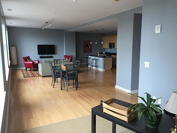 3rd image of 145 N High St APT 500