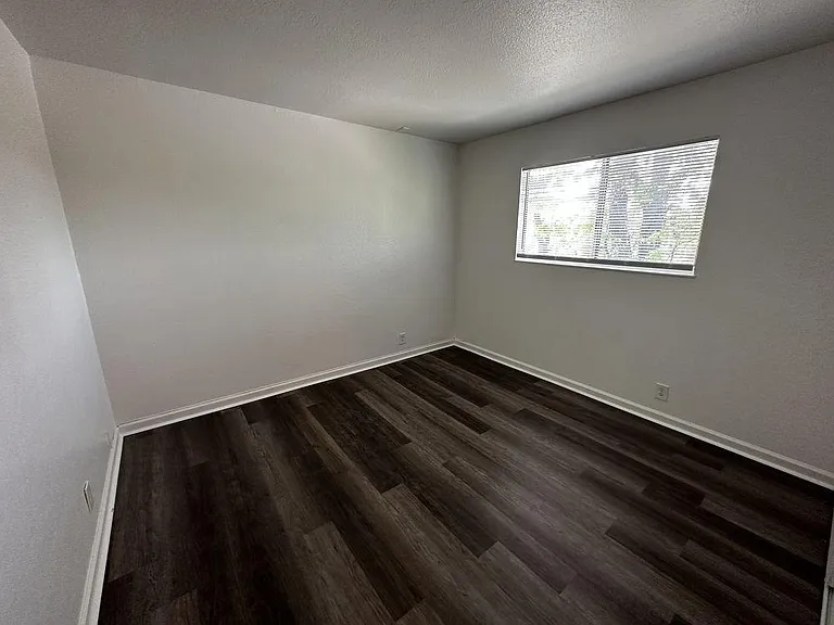 1600 Sycamore Dr #3 — Photo 11