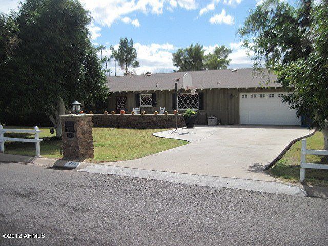 1st image of 807 E Desert Park Ln