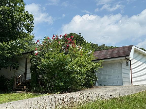 3rd image of 100 Oak Grove Church Rd