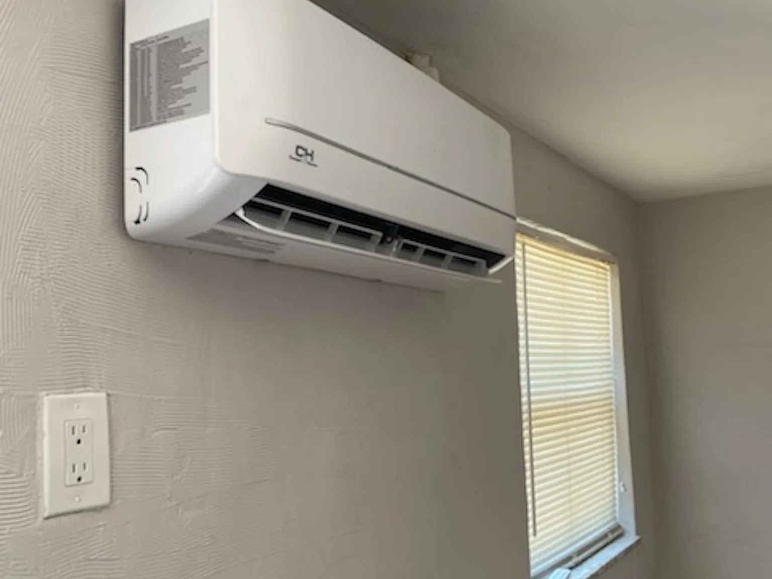 1 bed, 400 sqft, $1,300 — Photo 3