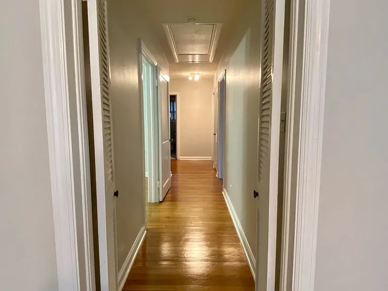 304 Columbus Dr — Photo 4