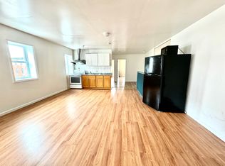 1544 Christian St #3, Philadelphia, PA 19146