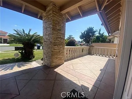 4 bed, 2003 sqft, $4,950 — Photo 3