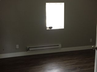 8913 W Mill Rd, Yorktown, IN 47396