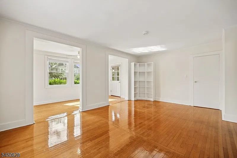 1 bed, 1.0 bath, $2,850 — Photo 4