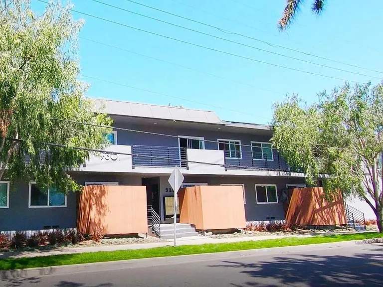 9301 Lucerne Ave #10 — Photo 1