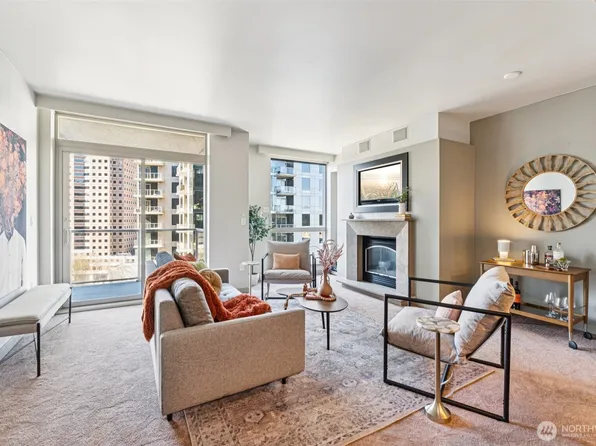 10650 NE 9th Place #1423, Bellevue, WA 98004