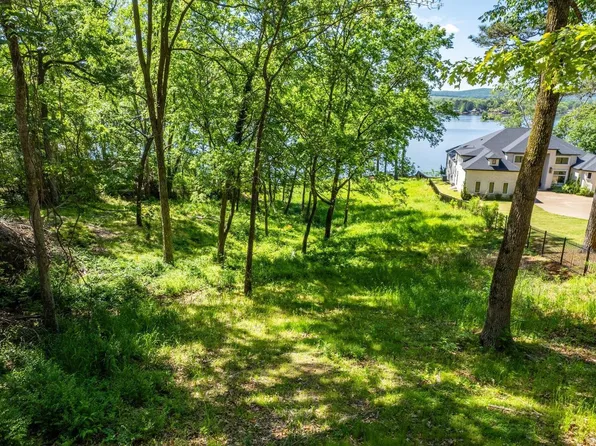 Arkridge Cir, Hot Springs National Park, AR 71913