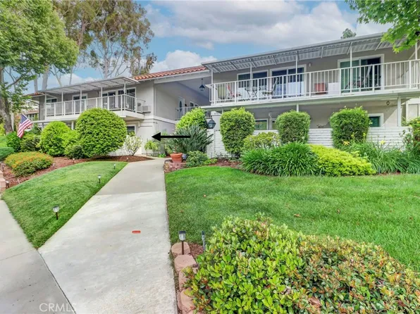 670 Via Mendoza Unit B, Laguna Woods, CA 92637