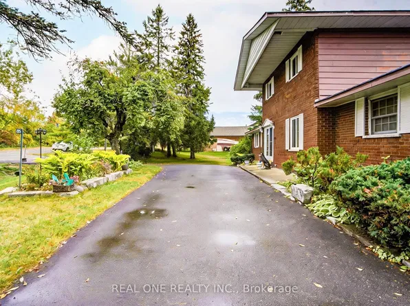 655 Turtle Bay Blvd N, Selwyn, ON K0L 1T0
