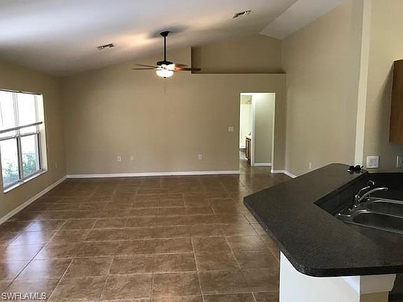 5th image of 715 Canton Ave