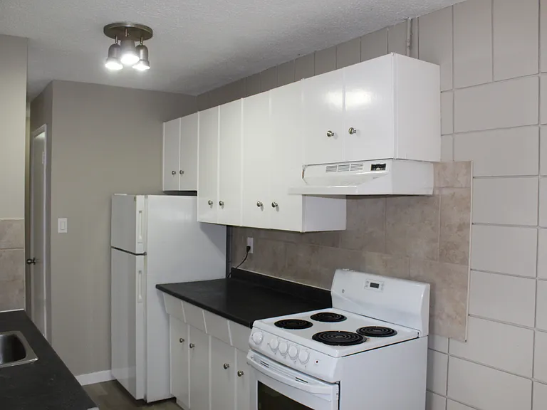 10155 153rd St NW — Photo 9