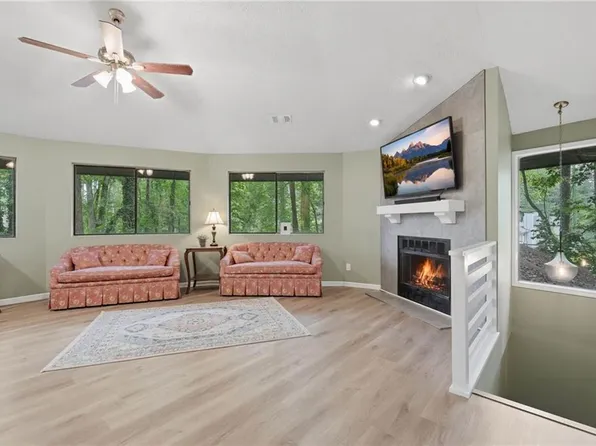 365 Kendrix Rd, Buford, GA 30518