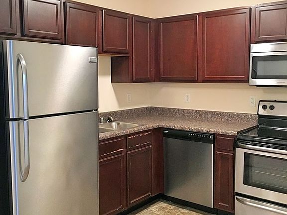 5th image of 260 Walnut Creek Dr APT E10