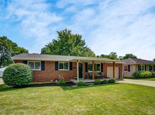 55 Locust Dr, Springboro, OH 45066
