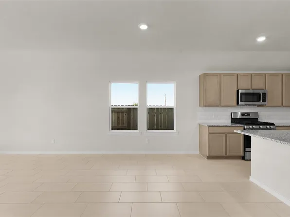13701 Tucker Hedge Pass, Elgin, TX 78621