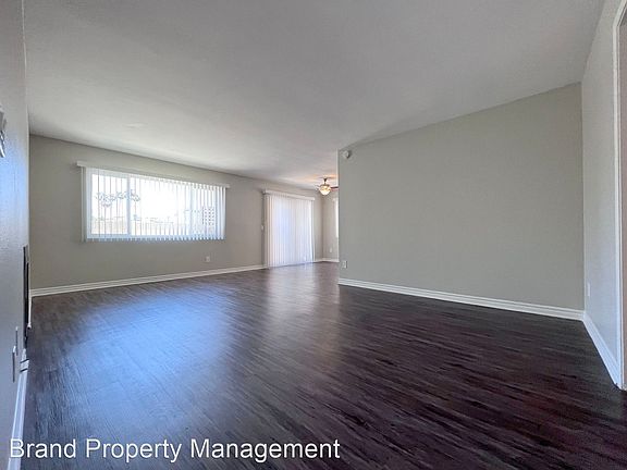 2nd image of 16941 Hoskins Ln #11294289