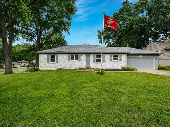 6214 W 86th St, Overland Park, KS 66207