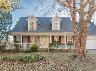 7603 Fox Ledge Ct, Louisville, KY 40291