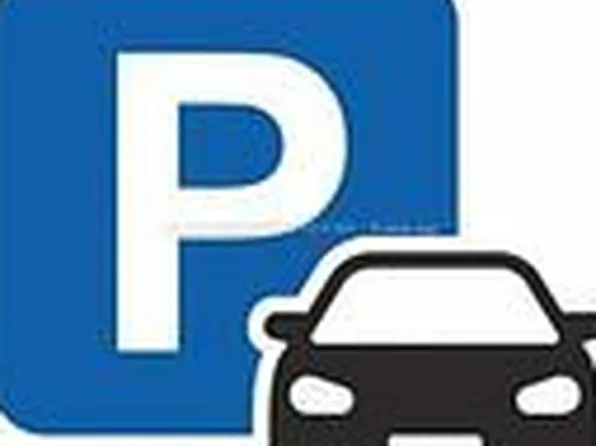 10 Capreol Ct, Toronto, ON M5V 4B3