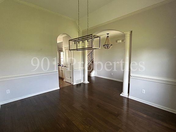 3rd image of 14383 Buttercup Dr