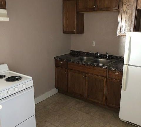 3rd image of 1310 Central Ave APT 4