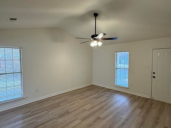 5th image of 8140 Long Branch Dr N