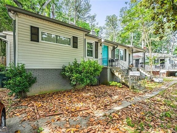 3rd image of 454 Birney St NE